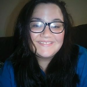 Meet your Posher, Carley